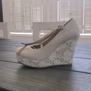 Worn one time! Great condition!